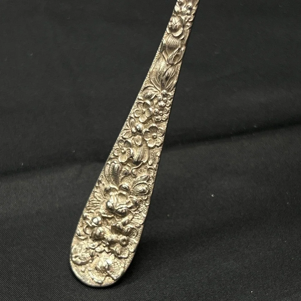 Stieff Rose Sterling Silver Cold Meat Bacon Fork Repousse Floral 58g Server